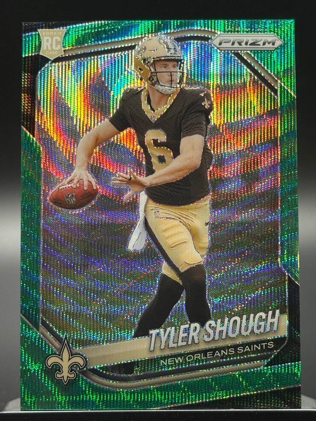 2025 Panini Prizm #327 Tyler Shough Green Wave